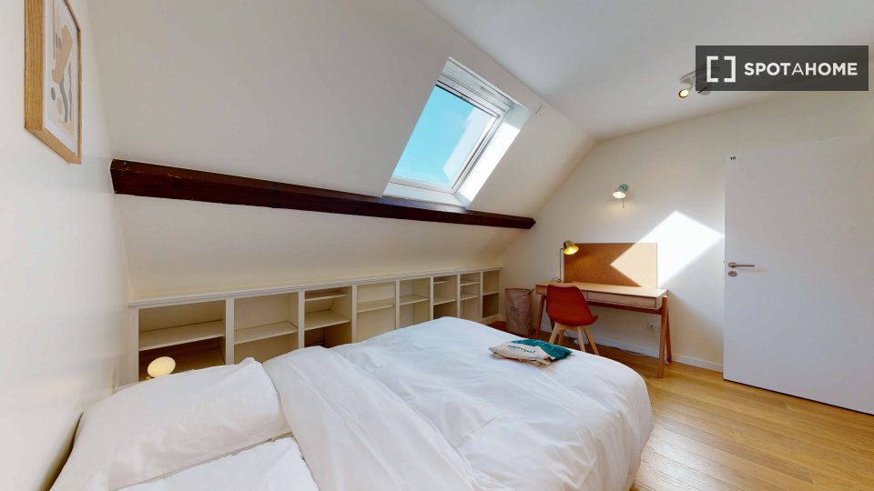 Double room Paris, 18 beds — photo 10