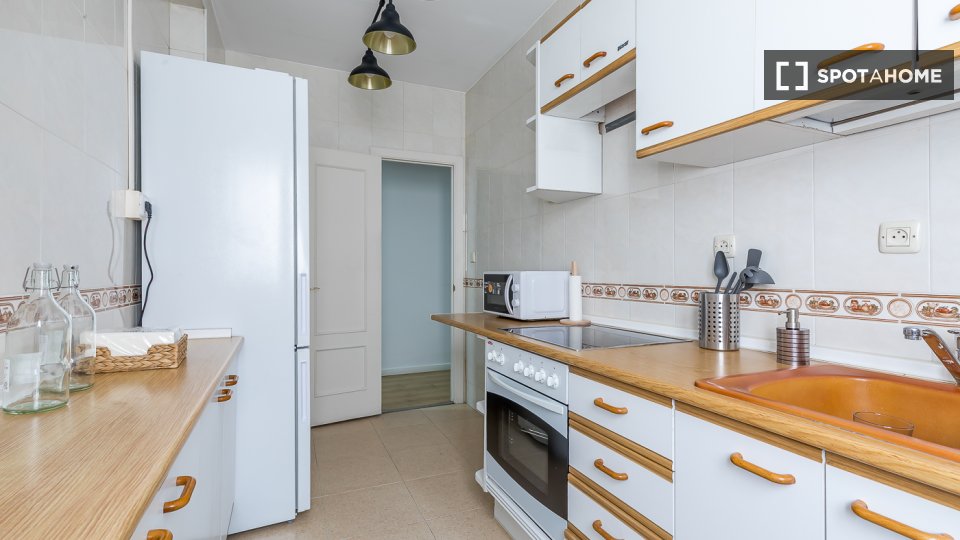Double room Madrid, 6 beds, 158m² — photo 15