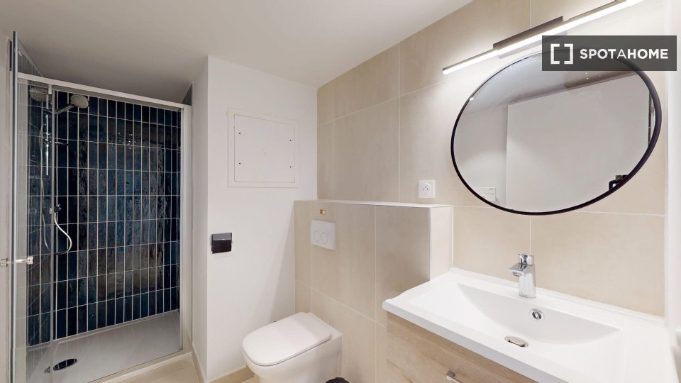Double room Paris, 12 beds — photo 12