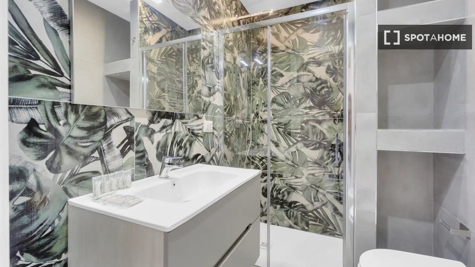Apartment Milan, 1 bed — photo 17