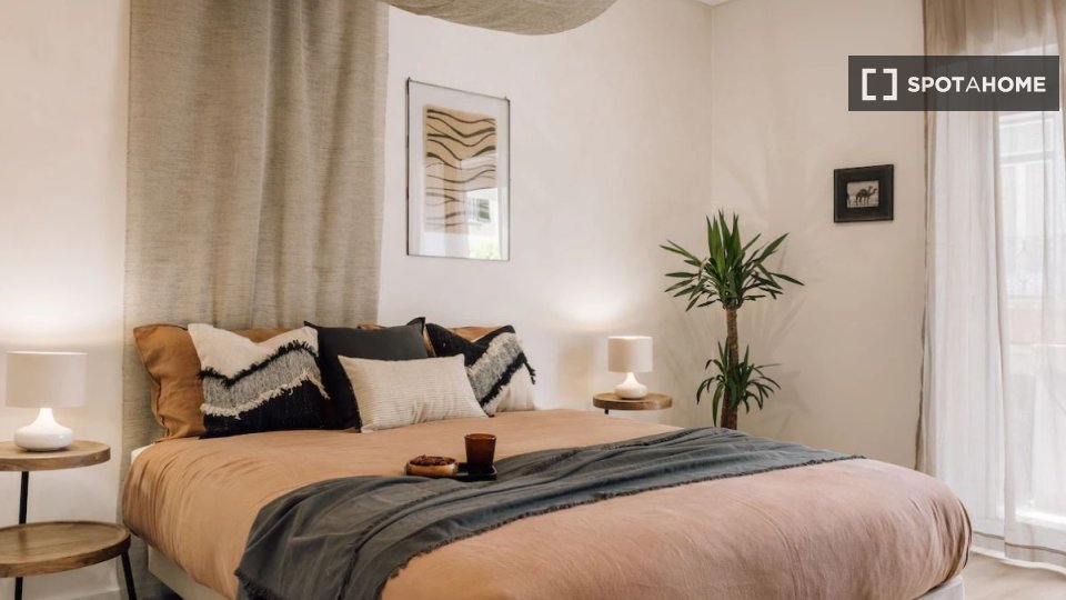 Apartment Lisbon, 2 beds — photo 16