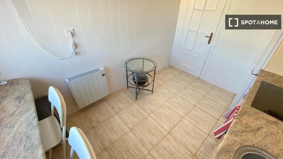 Double room Madrid, 4 beds — photo 5