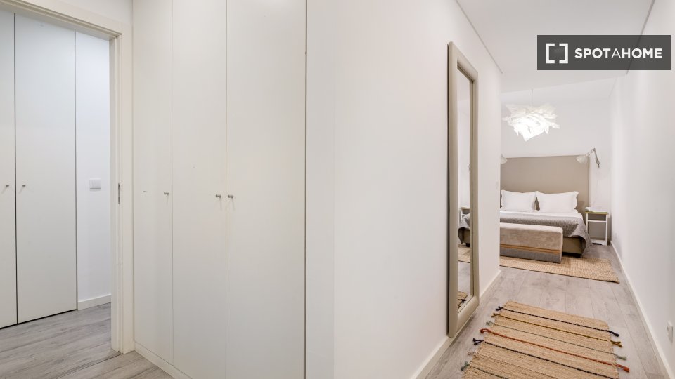 Apartment Lisbon, 3 beds — photo 11