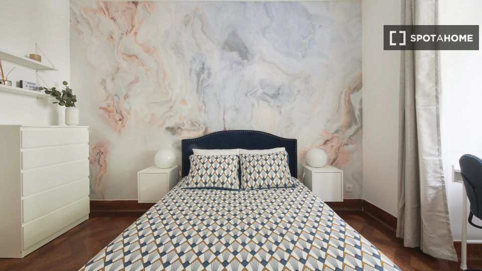 Double room Lisbon, 7 beds — photo 2