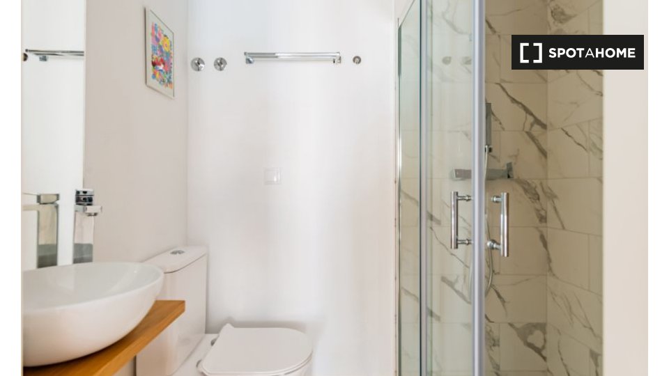 Apartment Lisbon, 2 beds — photo 3