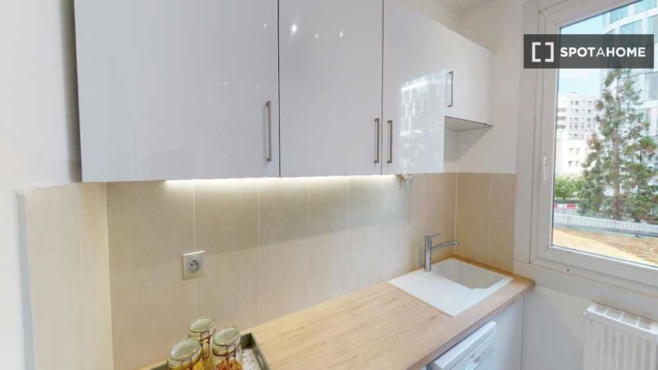 Double room Paris, 4 beds, 90m² — photo 4