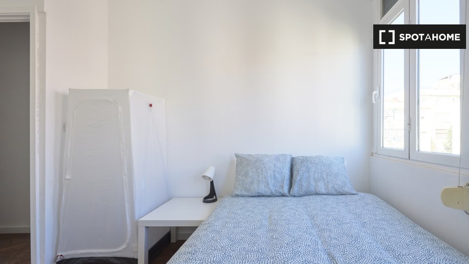 Double room Lisbon, 16 beds — photo 19