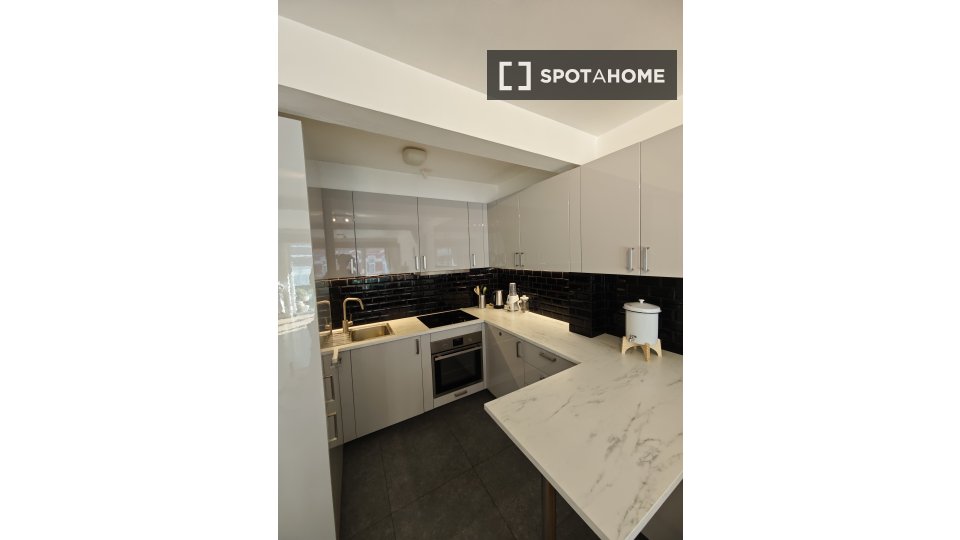 Apartment Brussels, 1 bed, 75m² — photo 19