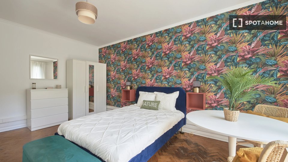 Double room Lisbon, 8 beds — photo 3