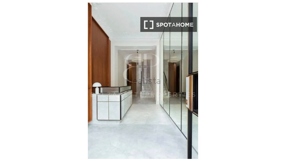 Apartment Barcelona, 3 beds, 90m² — photo 2
