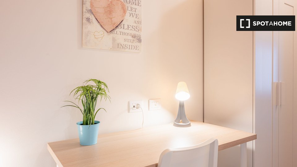 Double room Milan, 5 beds, 70m² — photo 8
