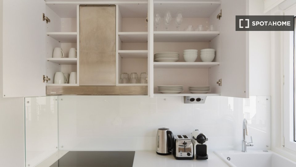 Apartment Paris, 2 beds, 59m² — photo 15