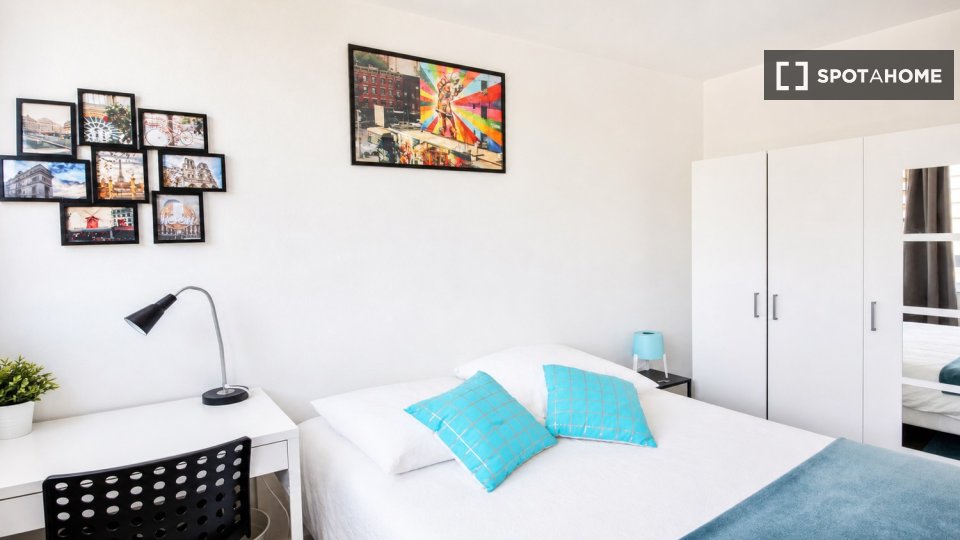 Chambre double Paris, 4 chambres — photo 28
