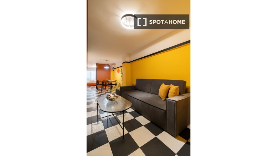 Apartment mono Athens, 55m² — photo 1
