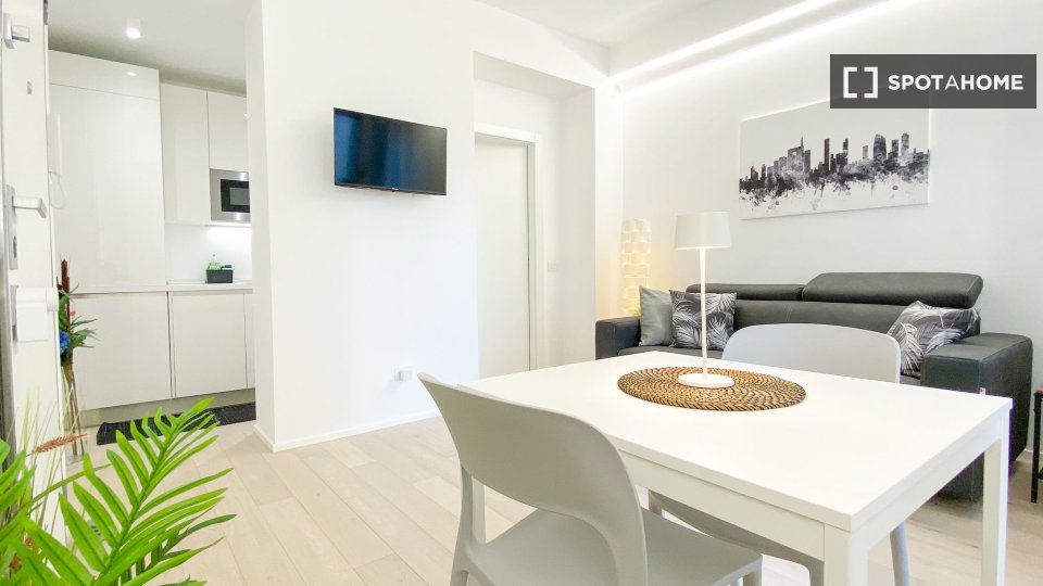Apartment Milan, 1 bed, 45m² — photo 7