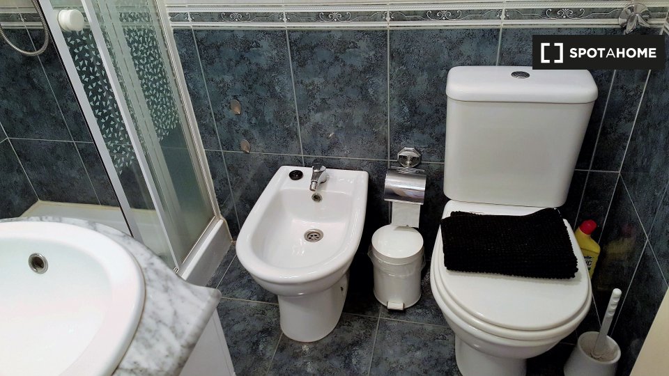 Apartment Lisbon, 2 beds — photo 18