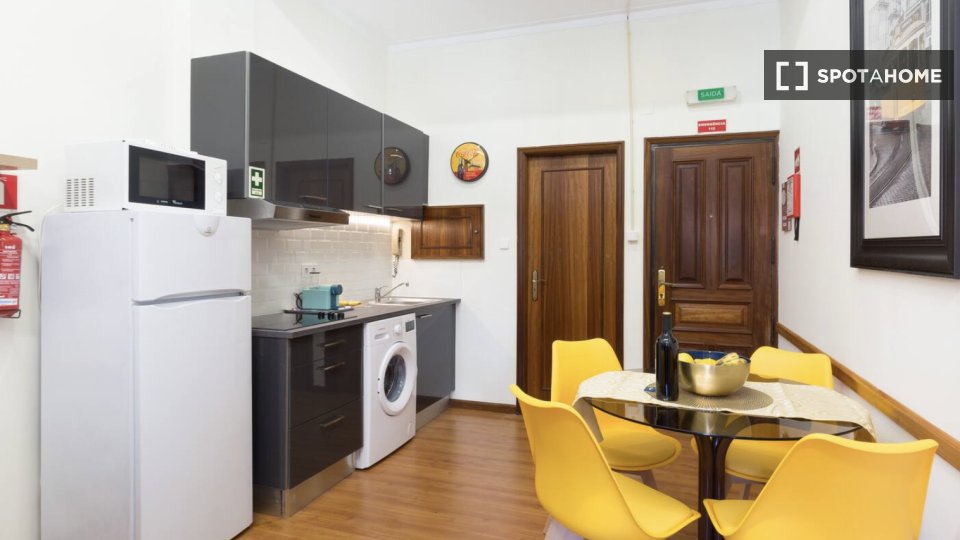 Apartment mono Porto, 35m² — photo 3
