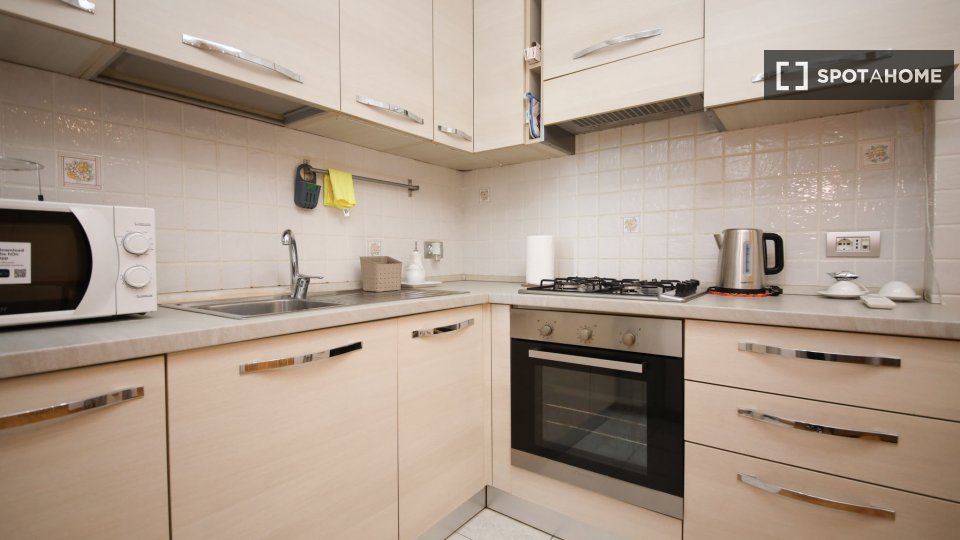 Apartment Rome, 2 beds — photo 14
