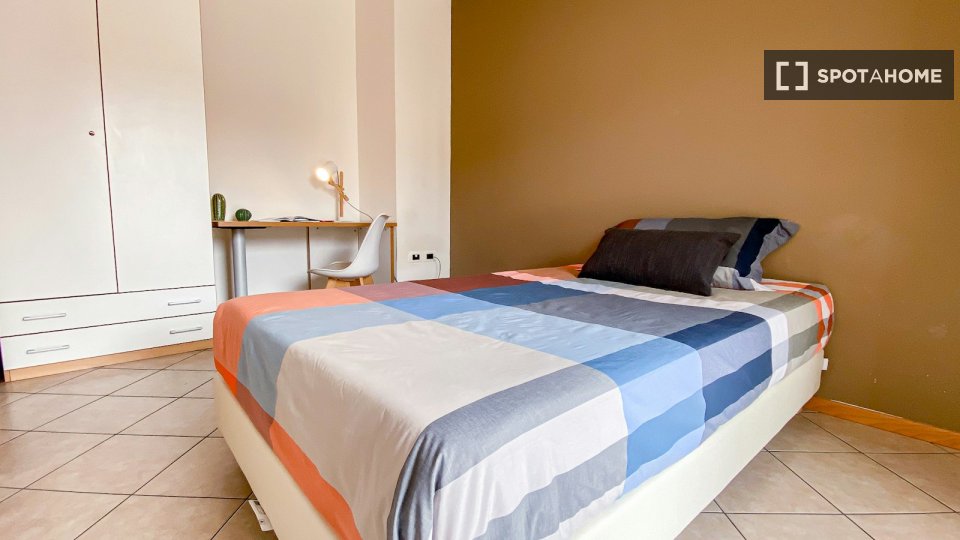 Double room Trento, 3 beds — photo 2
