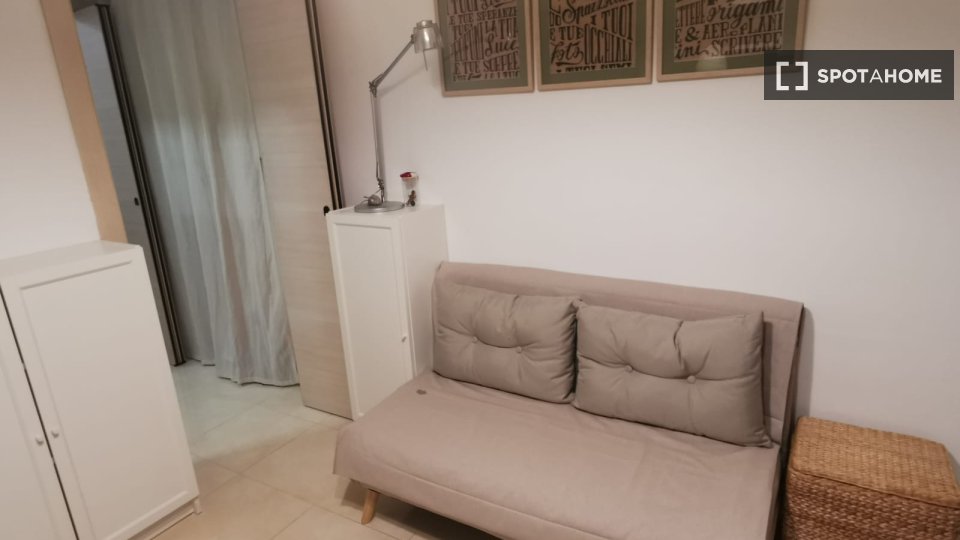 Apartment Milan, 1 bed — photo 1