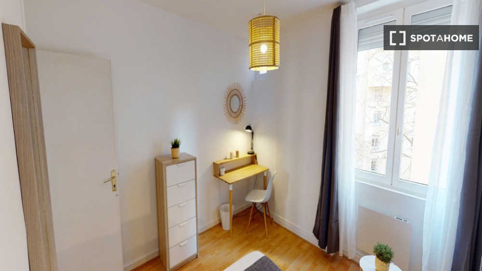Camera doppia Lione, 3 camere, 80m² — foto 14