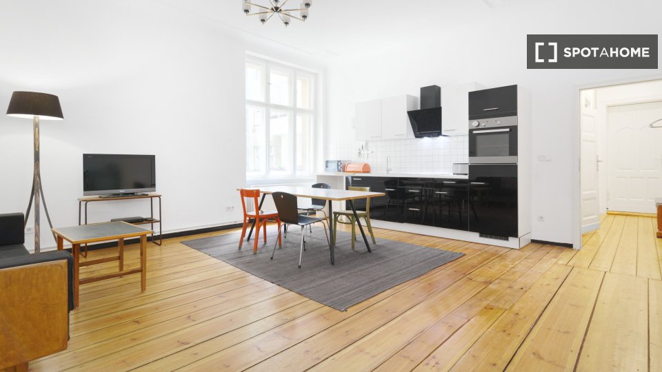 Apartment Berlin, 2 beds, 72m² — photo 17
