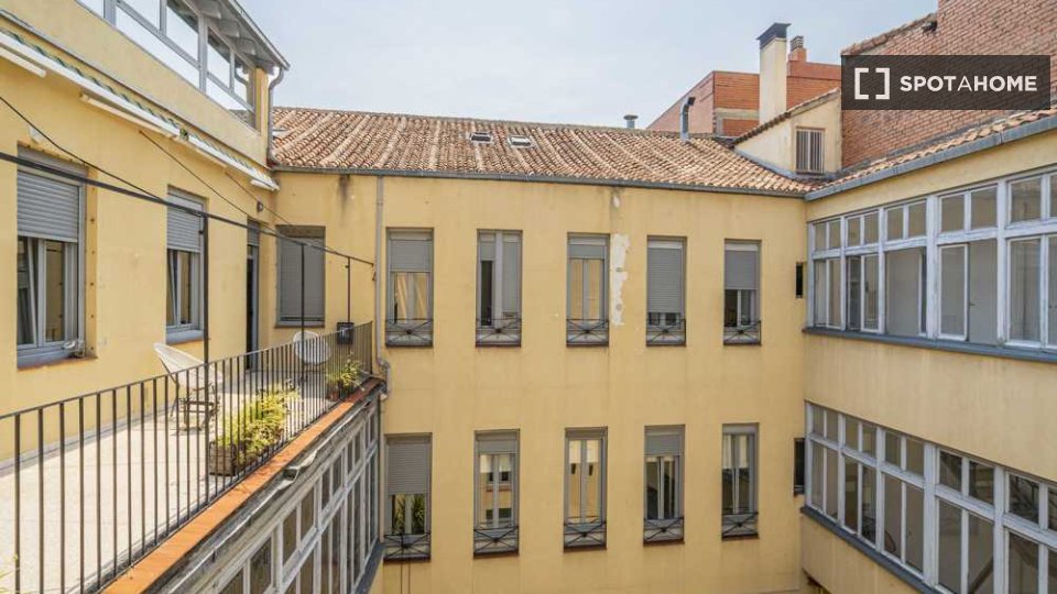 Double room Madrid, 67 beds — photo 68