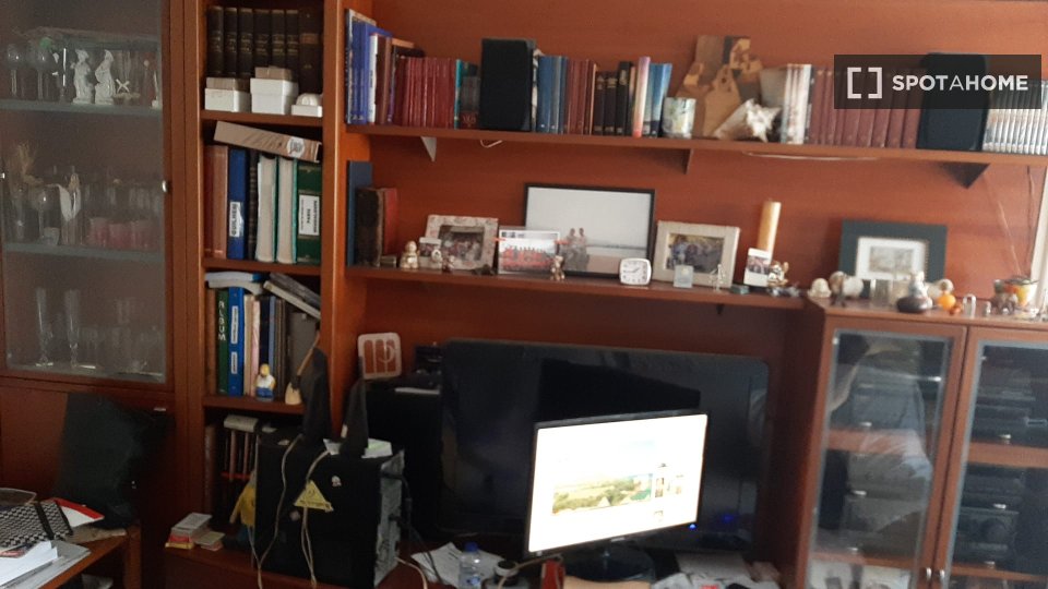 Double room Barcelona, 2 beds, 65m² — photo 2