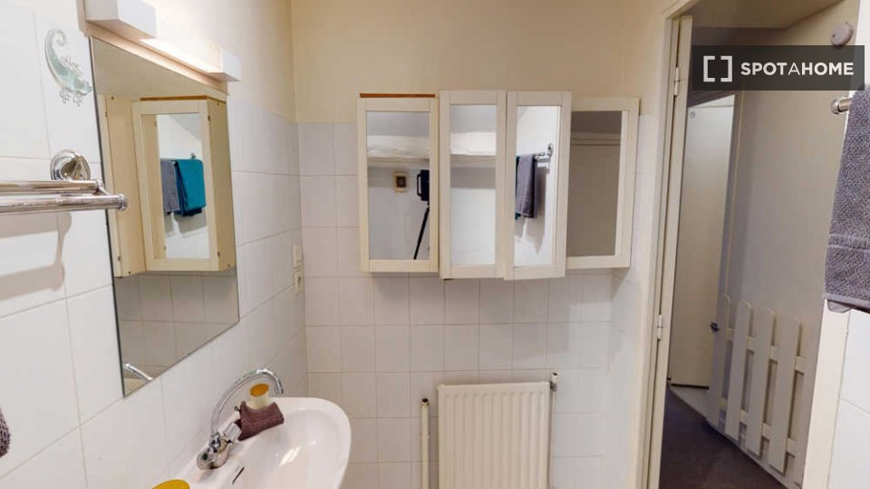 Double room Lyon, 4 beds, 110m² — photo 7
