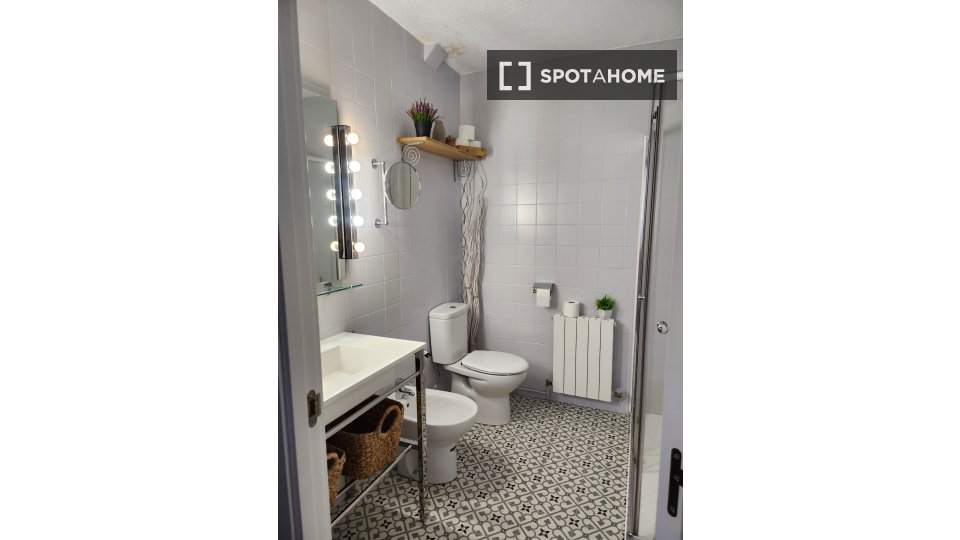 Apartment Madrid, 2 beds, 85m² — photo 14