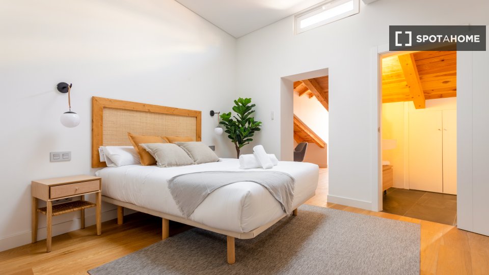 Apartment Madrid, 1 bed, 85m² — photo 14