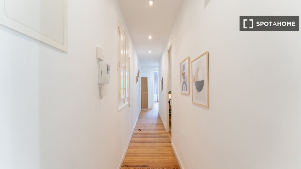 Double room Madrid, 4 beds — photo 1