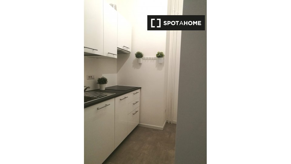 Apartment Milan, 1 bed — photo 8