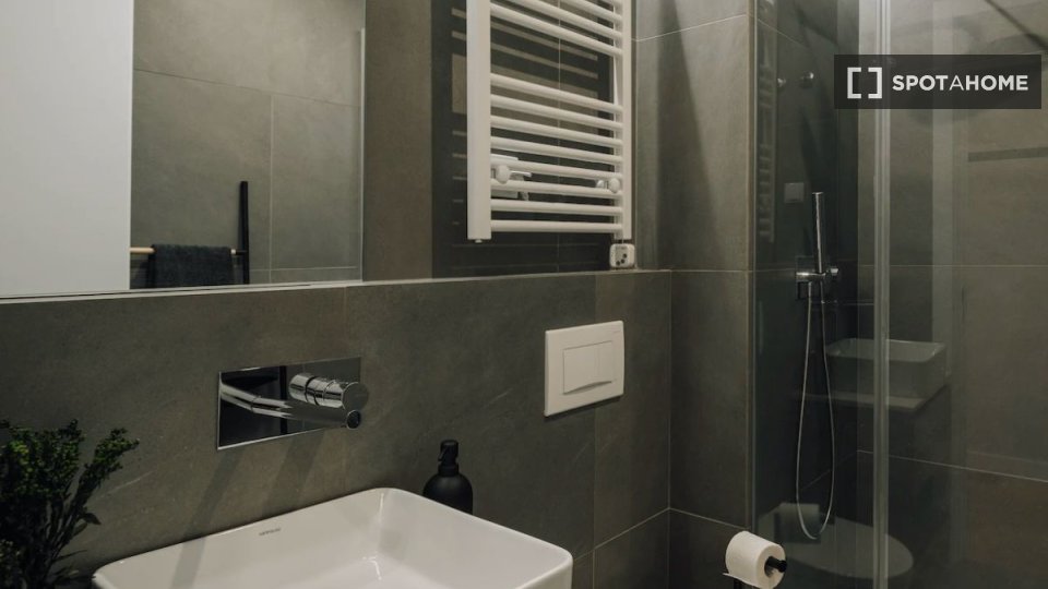 Apartment Lisbon, 2 beds — photo 9