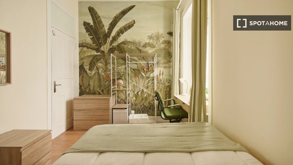 Double room Lisbon, 6 beds — photo 13