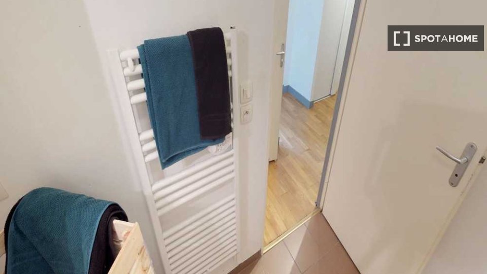 Double room Lille, 4 beds, 70m² — photo 6