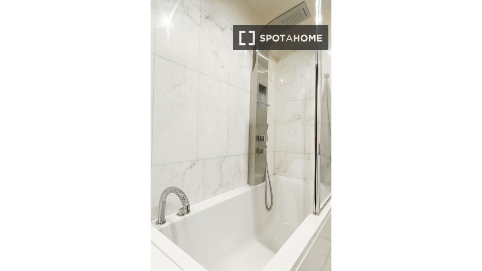 Apartment Milan, 1 bed — photo 28
