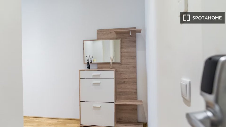 Apartment Vienna, 1 bed, 50m² — photo 2
