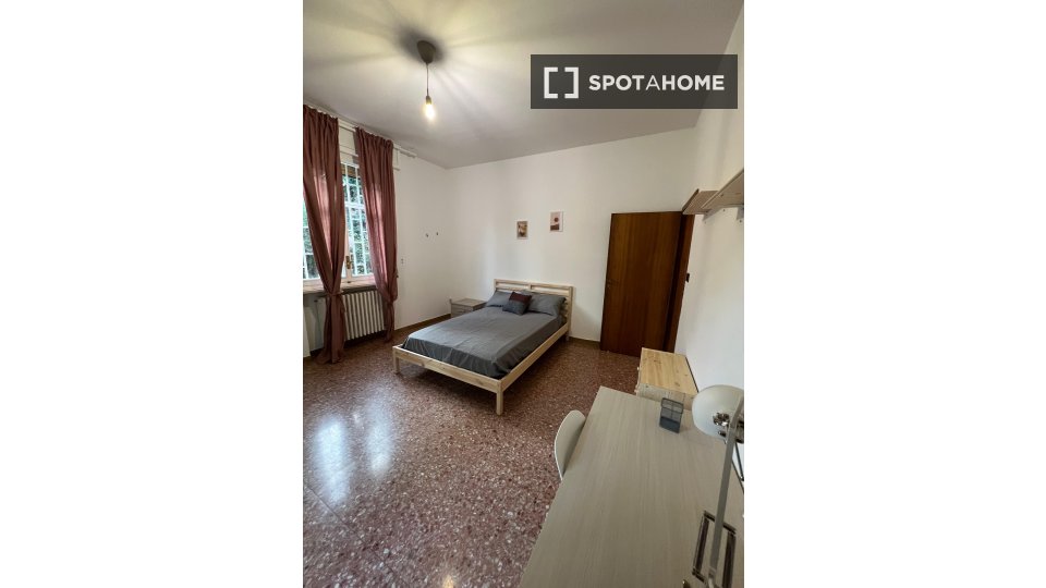 Double room Bologna, 3 beds, 130m² — photo 14