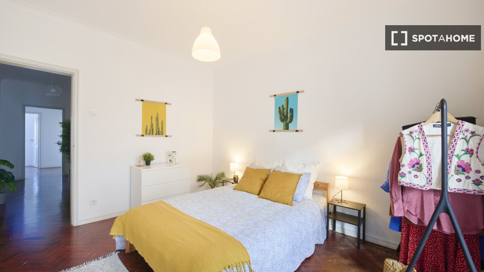 Double room Lisbon, 7 beds — photo 13