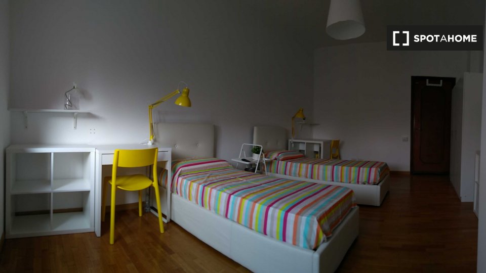 Double room Milan, 7 beds, 160m² — photo 2