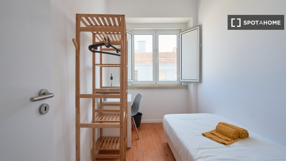 Double room Lisbon, 7 beds — photo 5