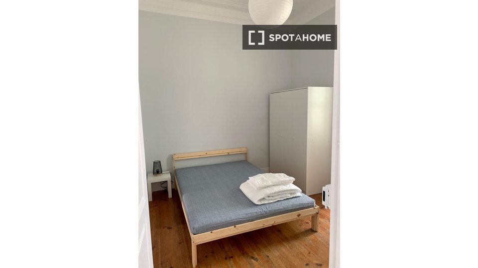 Apartment Lisbon, 2 beds — photo 18