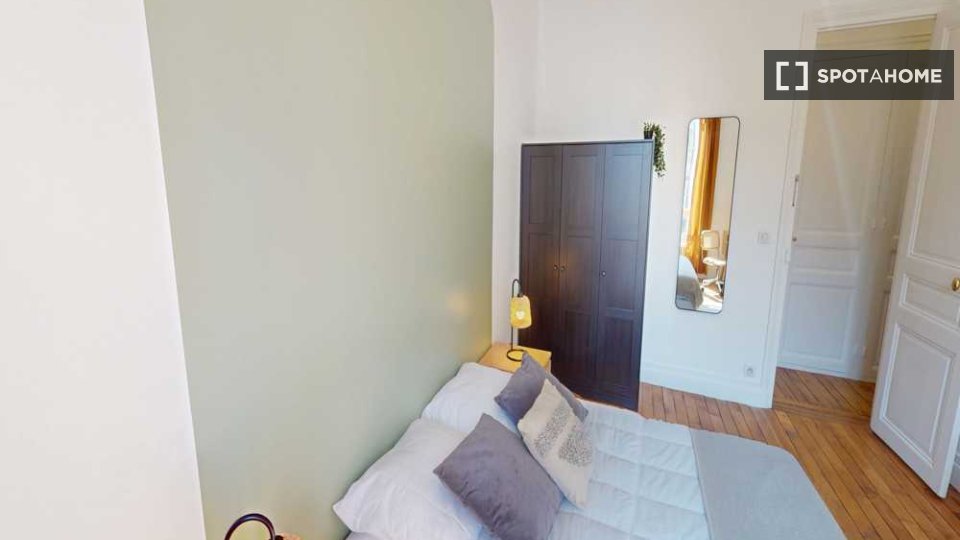 Double room Paris, 9 beds, 250m² — photo 11