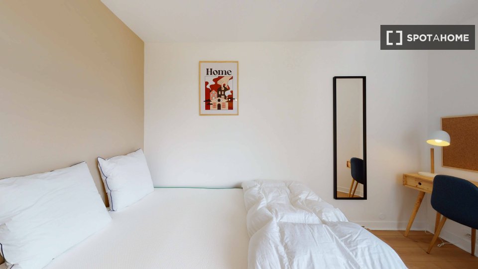 Double room Paris, 12 beds — photo 4