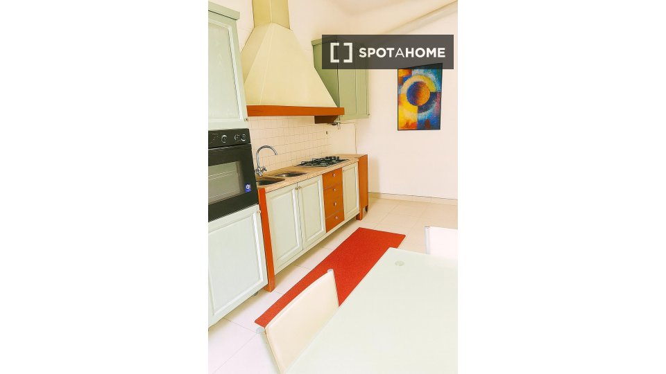 Double room Milan, 3 beds — photo 2