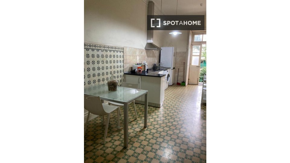 Double room Porto, 3 beds — photo 2