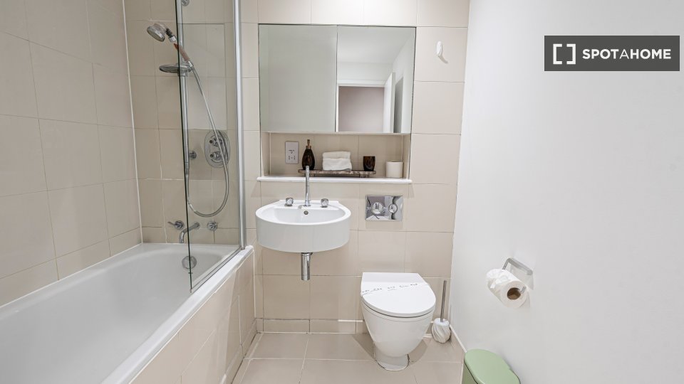 Apartment London, 1 bed, 40m² — photo 2