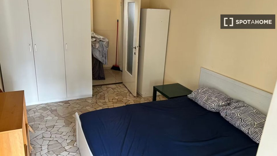 Double room Milan, 2 beds, 85m² — photo 5