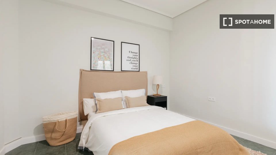 Double room Valencia, 8 beds — photo 10